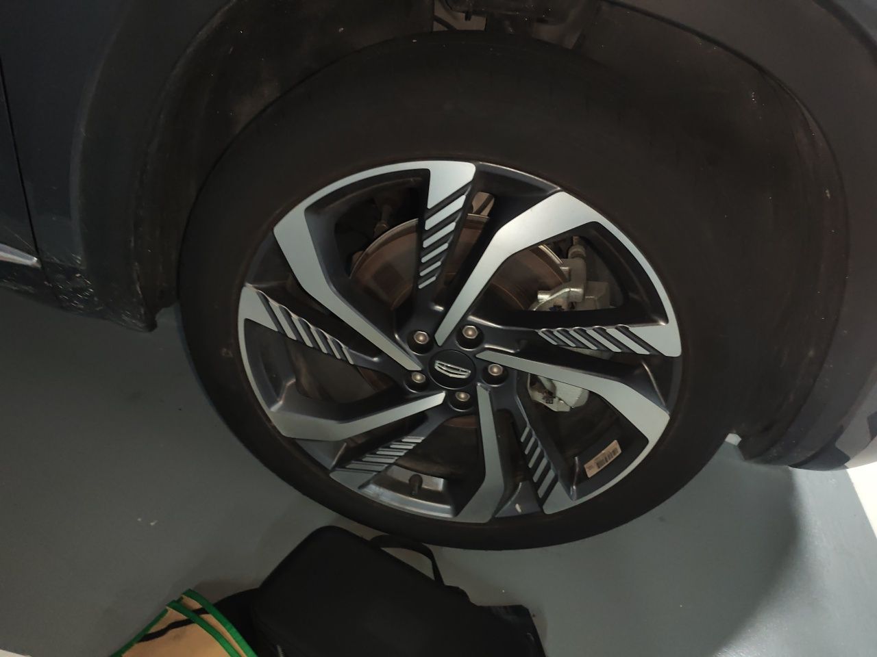 Geely Auto Monjaro L 2024 2.0TD High-Power Automatic Two-Wheel Drive Skyline Edition — снимка 8