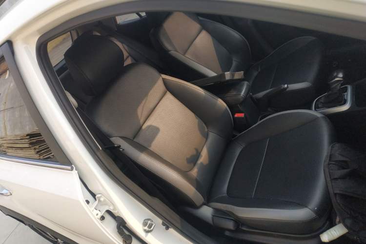 Used Kia kx1 Stonic 2021 1.4L Automatic Fun Edition