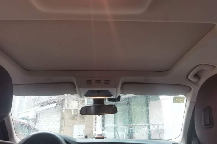 Used BMW 5 Series 2017 525Li Luxury Design Package Headliner