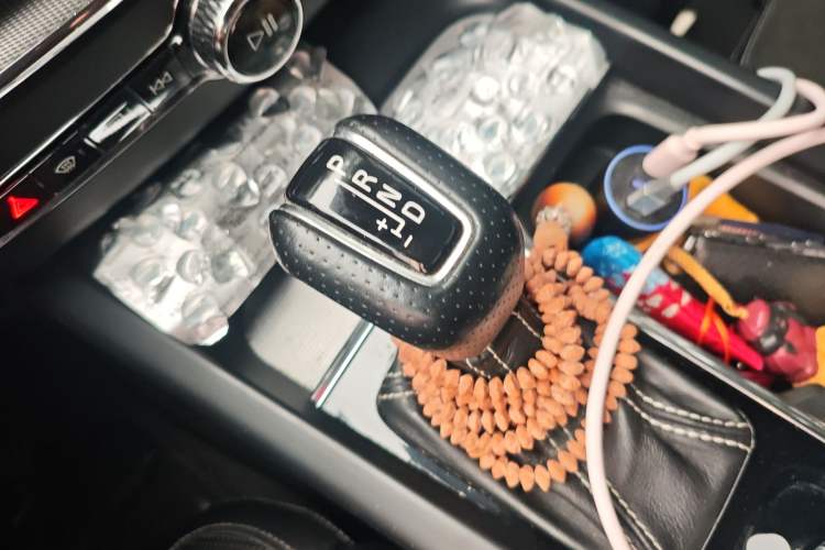 Used Volvo XC60 2018 T5 4x4 Zhiya Sport Edition
