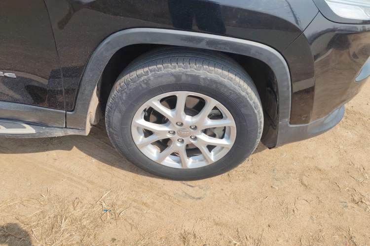 Used Jeep Cherokee 2016 2.4L Professional Edition