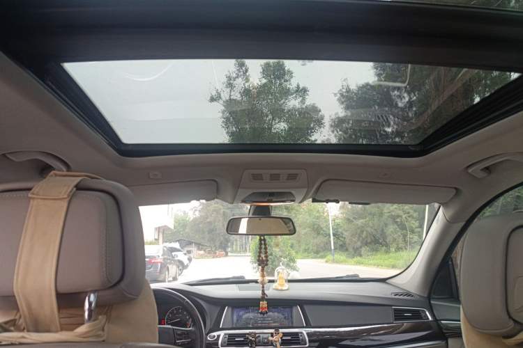 Used BMW 5 Series GT 2011 535i Elegant Edition Headliner