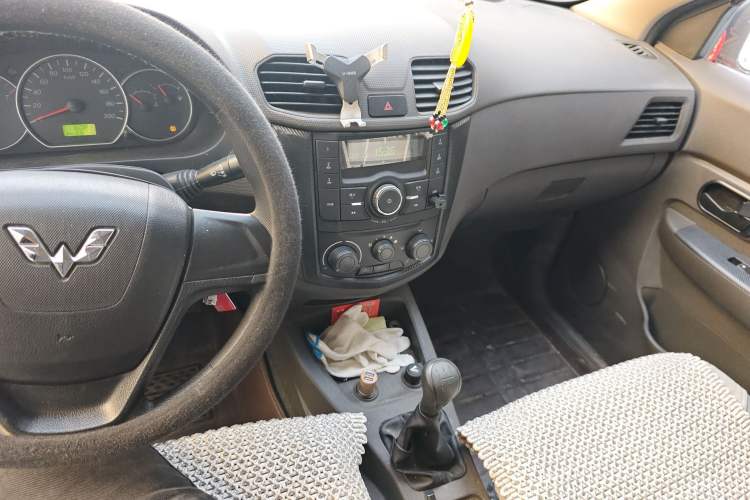 Used Wuling Hongguang 2020 1.2L S Base Model China VI LSI