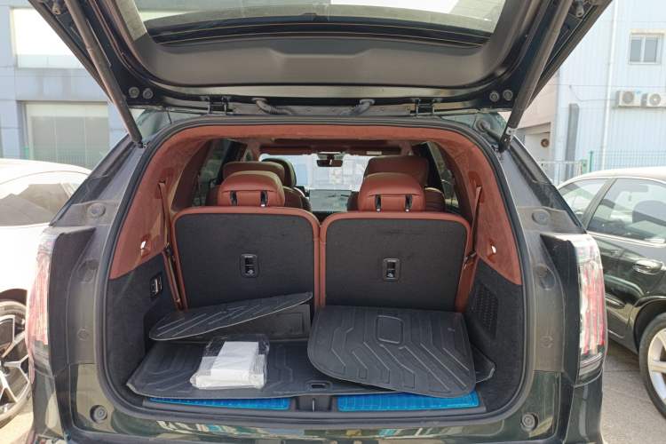 Used Hyptec HL 2025 700 Ultra Six-Seater All-Wheel-Drive LiDAR Version
