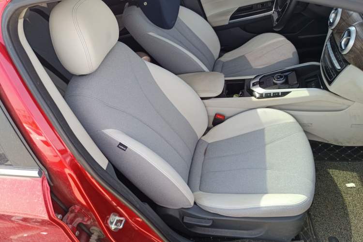 Used BAIC Beijing EU5 2018 R500 Smart Wind Edition
