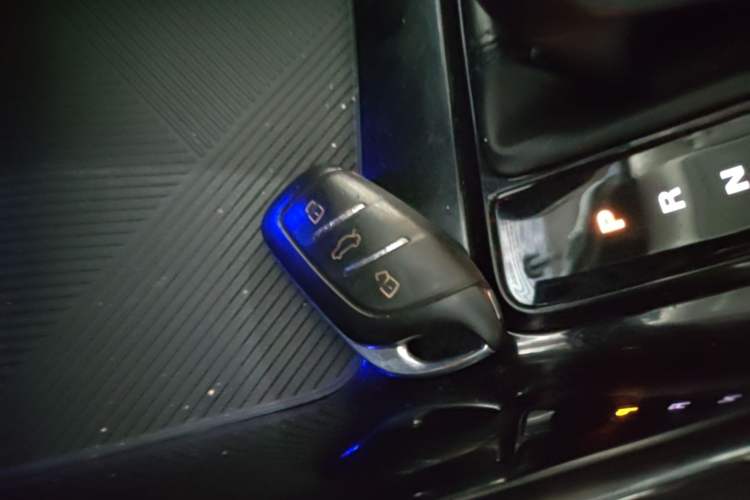Used Roewe i5 2021 1.5L CVT Platinum Edition

