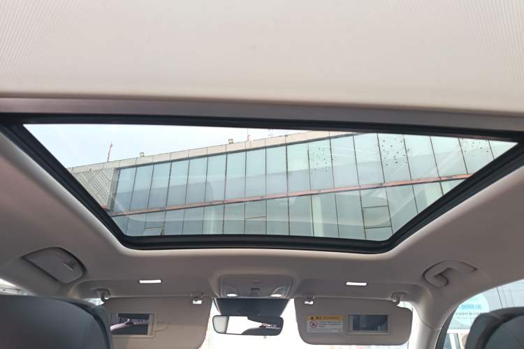 Used Hongqi HS5 2022 Revised Version 2.0T Smart Connect Flagship Edition
