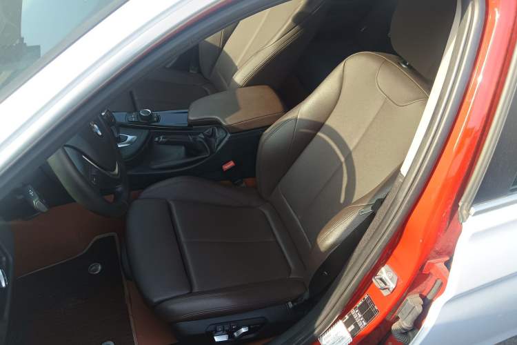 Used BMW 3 Series 2018 320Li Fashion Model
