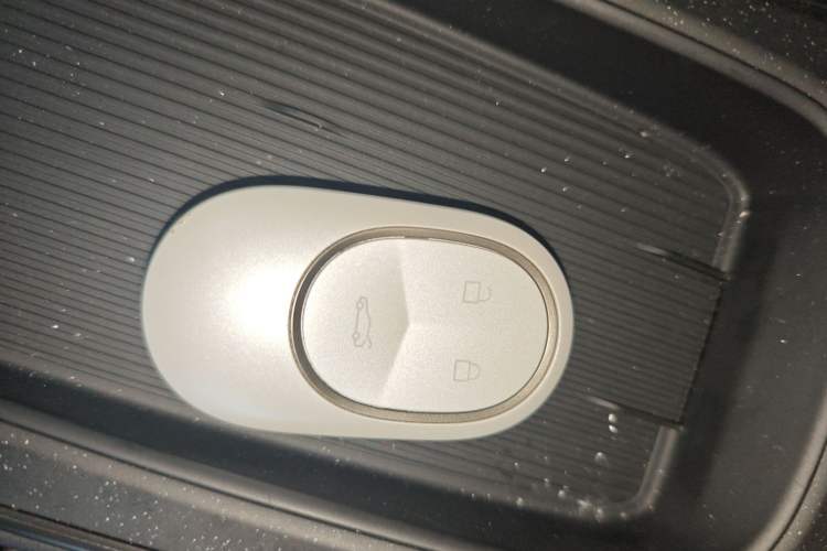 Used Nio ET5 2024 75 kWh Interior 1