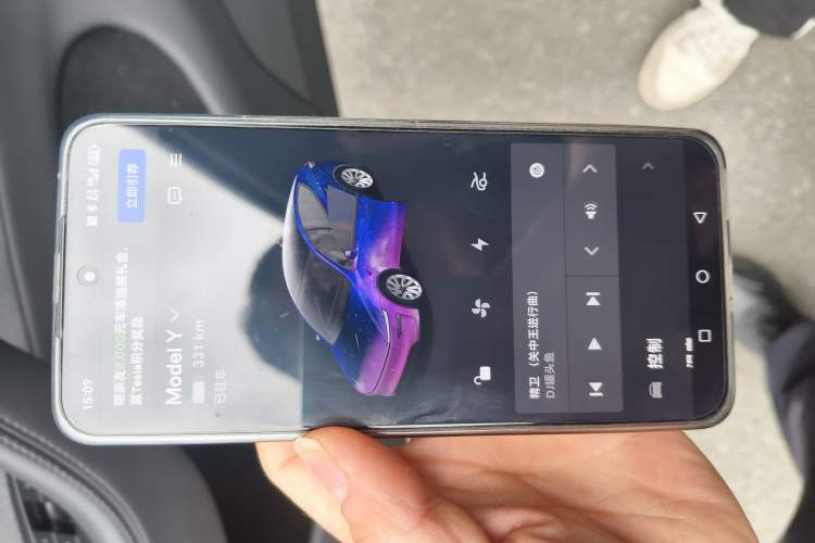 Used Tesla Model Y 2025 Rear-Wheel-Drive Version
