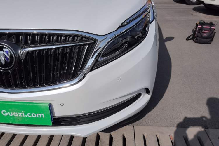 Used Buick GL8 2018 ES 28T Flagship Model China VI Standard