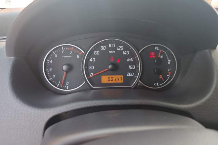 Used Suzuki Swift 2016 1.5L Manual Fashion Edition Cool Play Version
