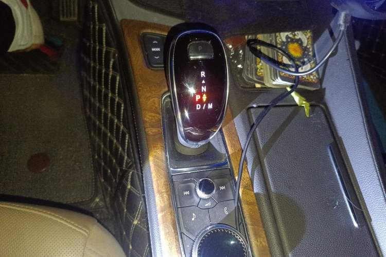 Used Cadillac CT5 2021 28T Prestige Edition Gear Lever