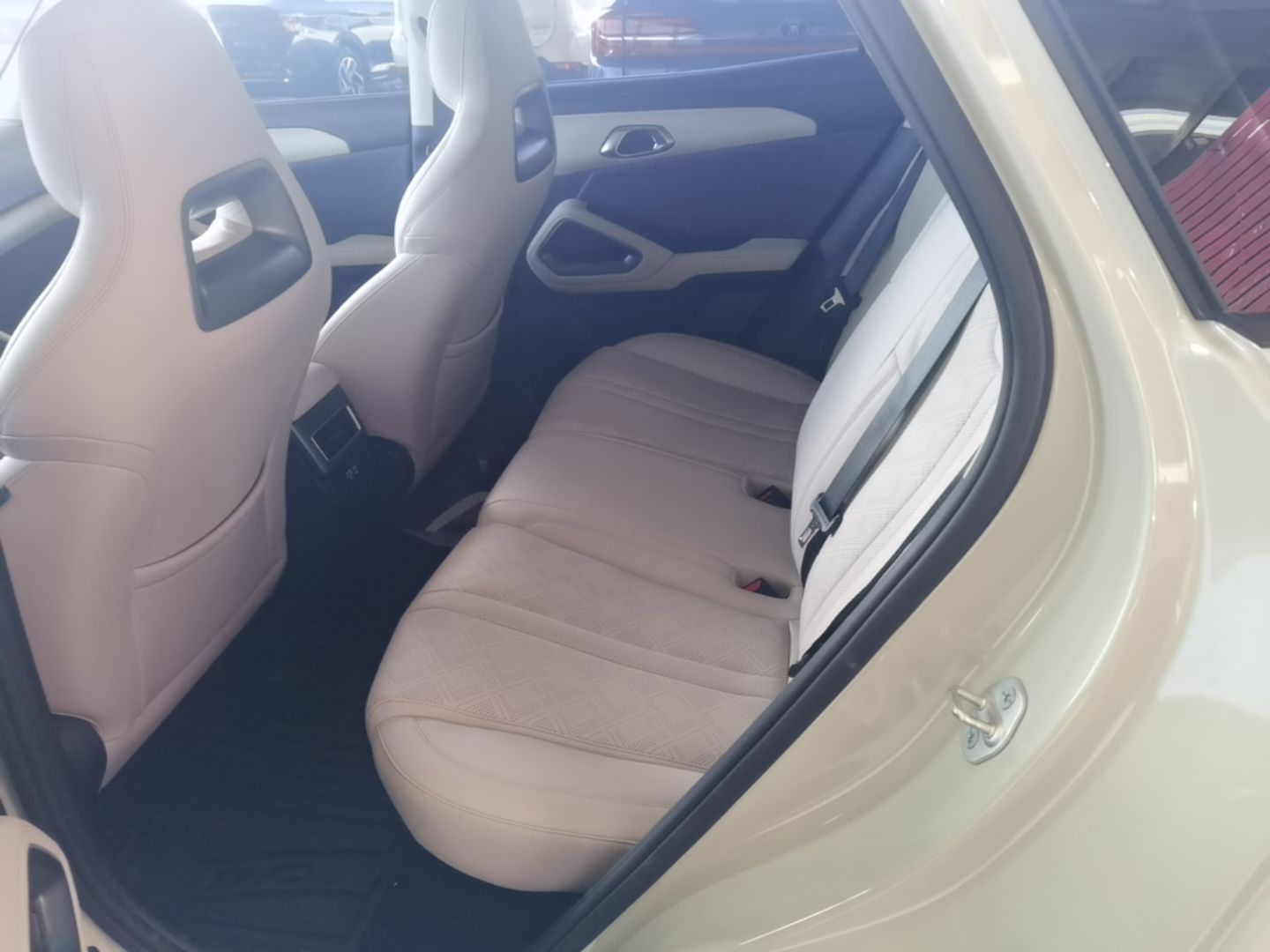 BYD Yuan UP 2025 Intelligent Driving Version 401 KM Dynamic Edition — снимка 20