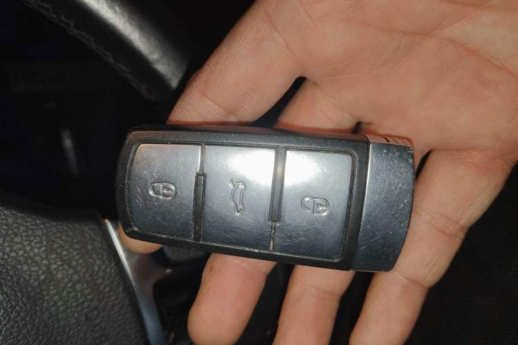 Used Volkswagen FAW-Volkswagen CC 2015 2.0 TSI Luxury Model Vehicle Key