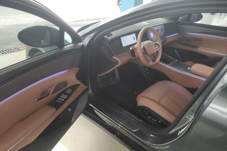 Used BYD Han L 2025 DM-p Four-Wheel-Drive LiDAR Flagship Model Driver Seat