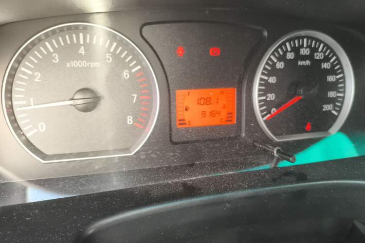 Used FORTHING Lingzhi 2018 V3L 1.6L 2-Seat Logistics Version Odometer Close Up