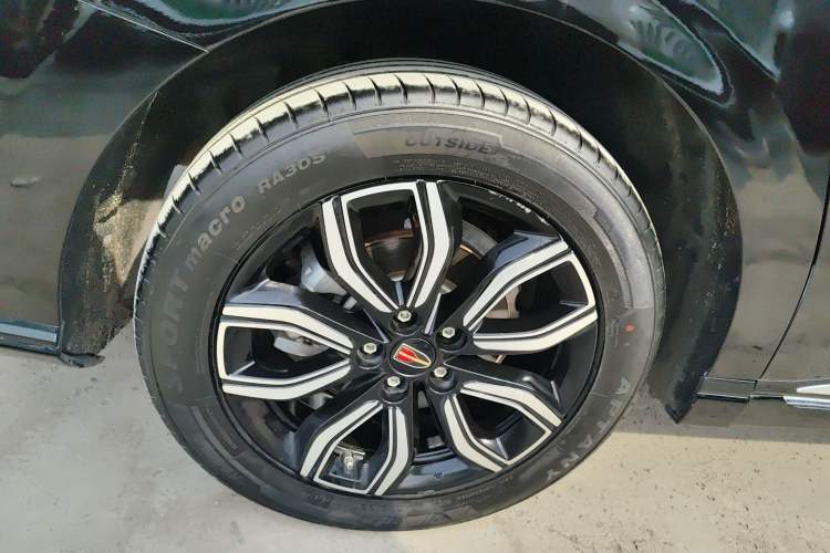 Used Hongqi HQ9 2023 2.0T Smart Connect Flagship Edition Right Rear Wheel Hub