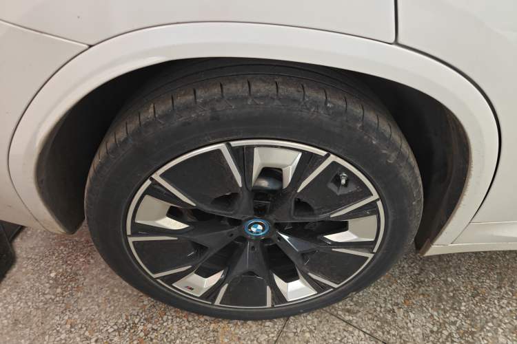 Used BMW iX3 2023 Leading Type
