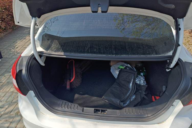 Used Ford Focus 2012 Sedan 1.6L Automatic Comfort Model