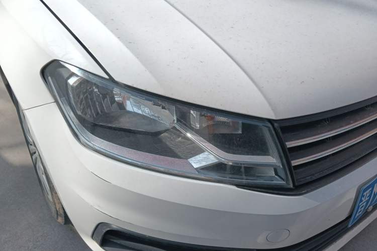 Used Volkswagen Santana 2019 1.5L Automatic Fashion Edition China VI Right Front Headlight