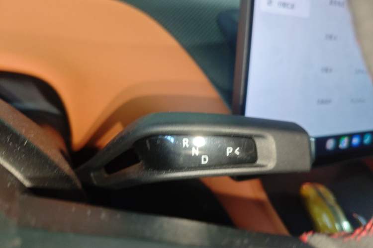 Used Xiaomi Auto YU7 2025 Ultra-Long Range High-Performance All-Wheel-Drive Max Edition