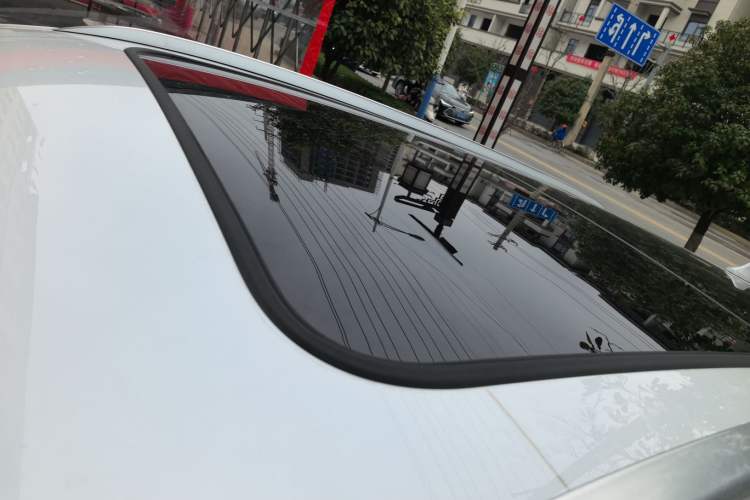 Used BYD Song PLUS New Energy 2024 HONOR Edition DM-i 110km Flagship Model
