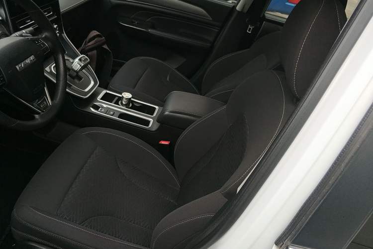 Used Haval M6 2023 PLUS 1.5T DCT Elite Smart Connectivity Model