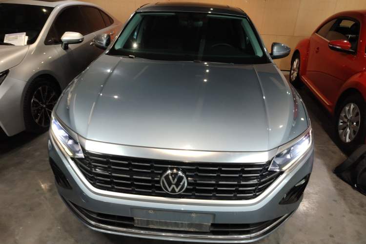 Used Volkswagen Passat 2022 330TSI Elite Edition Front