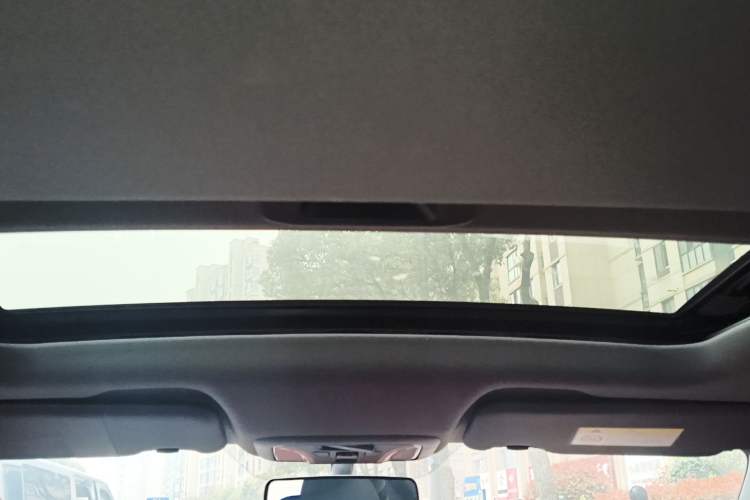 Used Dongfeng Aeolus Yixuan 2021 230T Automatic Zuiying Knight Edition Headliner