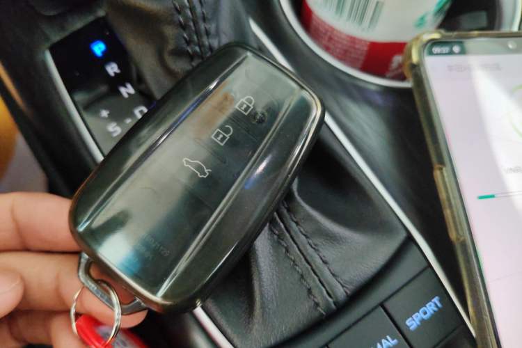 Used Toyota Camry 2023 2.5G Luxury Edition