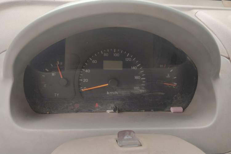 Used Dongfeng Xiaokang K07 2006 1.0L Base Version AF10-06 Instrument Cluster