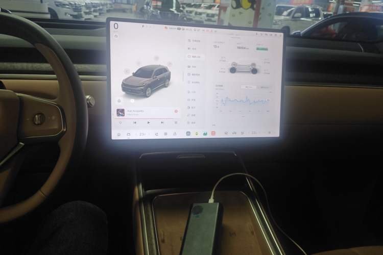 Used ONVO Luxeed L90 2025 Model—Ultra Six-Seater Version Audio And AC Panel