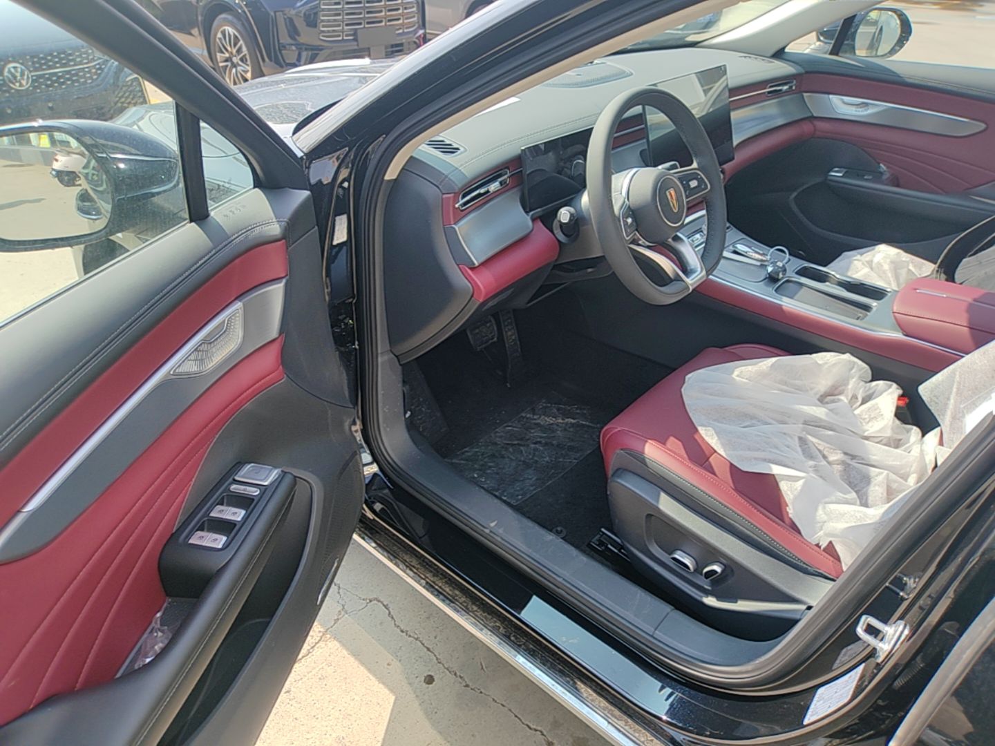 Hongqi H5 2026 Model 1.5T DCT Qi Yun Pro Edition — снимка 18