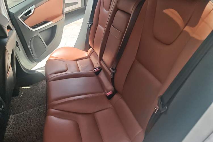 Used Volvo S60 2016 S60L T4 Zhiyuan Edition