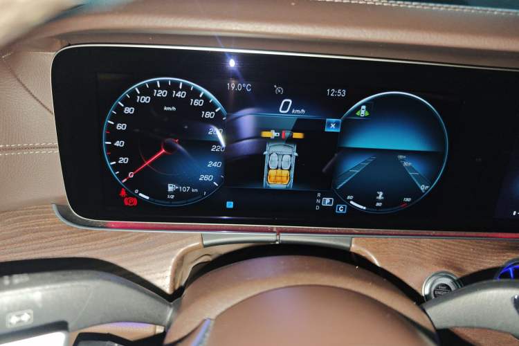 Used Mercedes-Benz E-Class 2021 Facelift E 300 L Stylish Edition Instrument Cluster