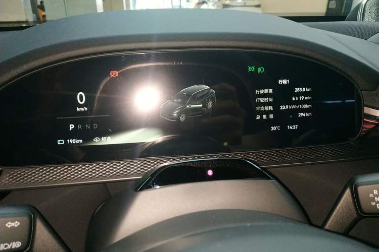 Used Zeekr 7X 2025 100kWh Long-Range All-Wheel Drive Intelligent Driving Version
