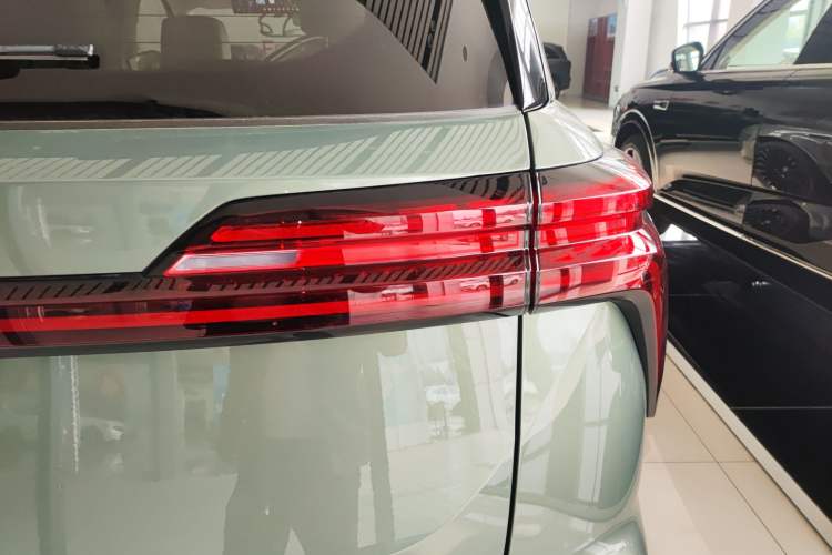 Used Wey Lanshan 2025 Four-Wheel Drive Ultra