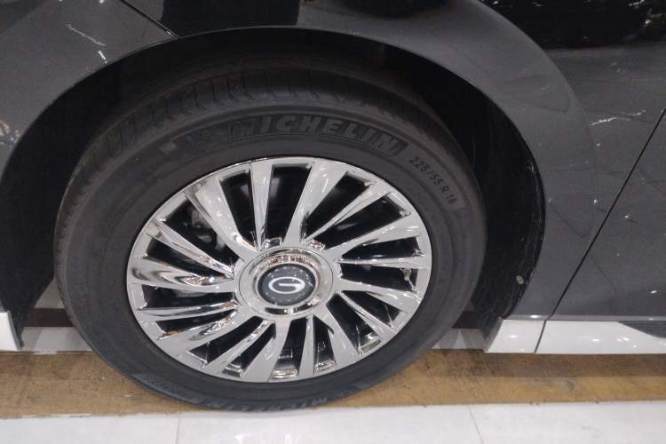 Used GAC Trumpchi M8 2023 Zongshi Series Dual-Motor Supreme Edition
