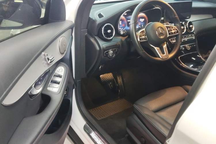 Used Mercedes-Benz GLC Coupe 2020 GLC 260 4MATIC Coupe SUV