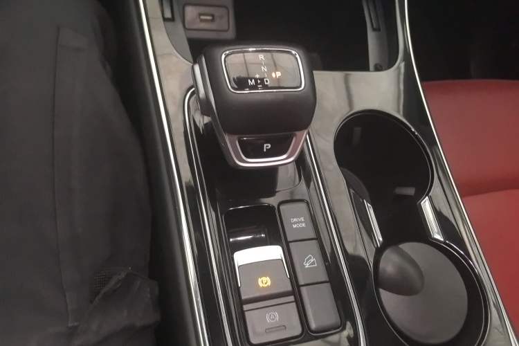 Used FORTHING T5 EVO 2021 1.5TD DCT Glory Edition
