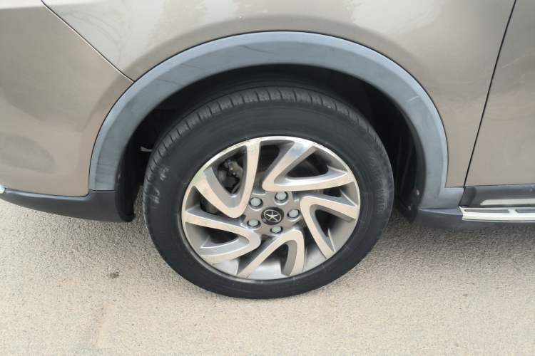 Used JAC Group Refine S3 2016 1.5L Manual Luxury Smart Version Exterior 4