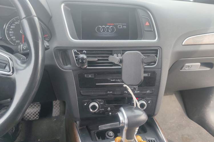 Used Audi Q5 2016 40 TFSI Comfort Model