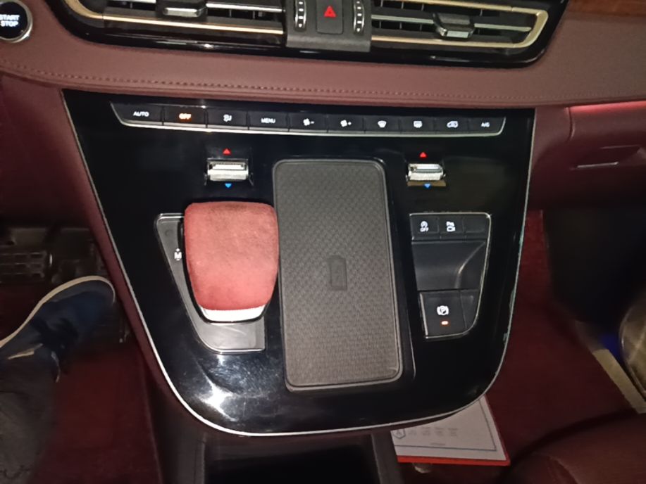 Hongqi HQ9 2023 2.0T Smart Connect Flagship Edition - Chinese Trim Xiang — снимка 16