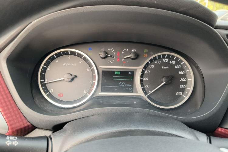 Used Nissan Lannia 2019 1.6L Manual Cool Edition China VI Instrument Cluster