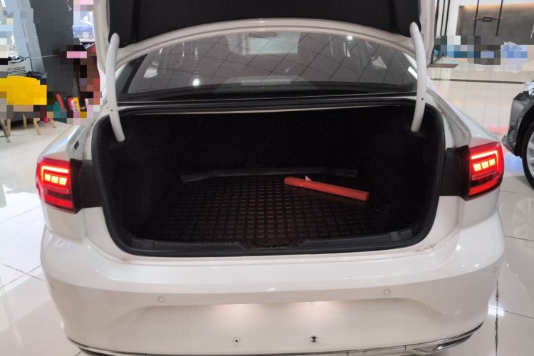 Used Volkswagen Lamando 2019 280TSI DSG Comfort Edition China V Standard Trunk