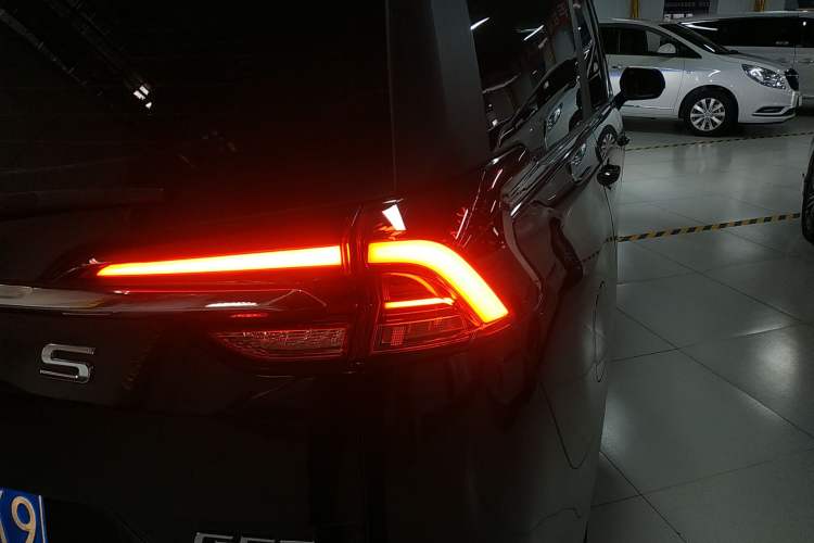 Used SAIC MAXUS G50 2022 1.5T Automatic Comfort Touring B
