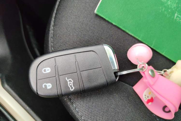 Used Jeep Renegade 2017 180T Automatic Jingneng Edition Vehicle Key