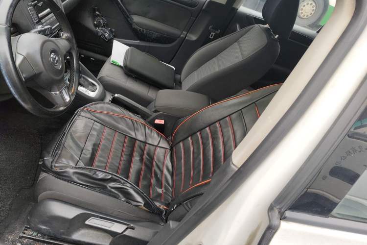 Used Volkswagen Golf 2012 1.6L Automatic Comfort Model Left Front Seat