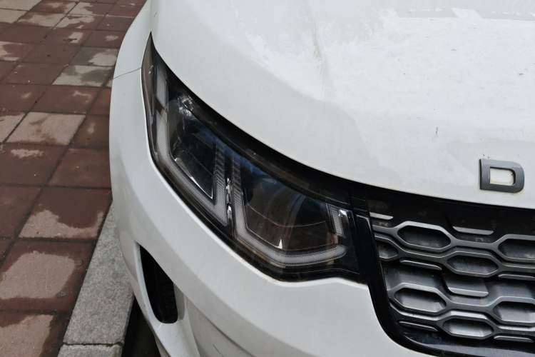 Used Land Rover Discovery Sport 2020 249 PS R-Dynamic Performance Edition Right Front Headlight